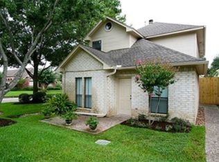 6745 Tournament Dr, Houston, TX 77069