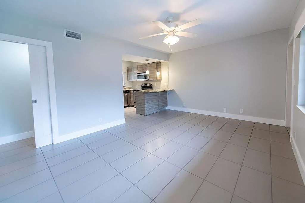 1 bed, 1.0 bath, 800 sqft, $2,500 — Photo 2