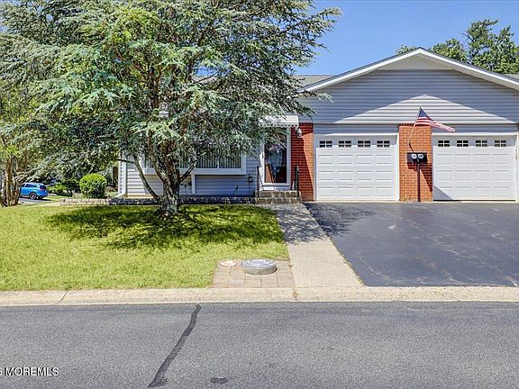 2nd image of 41 Hudson Parkway #A