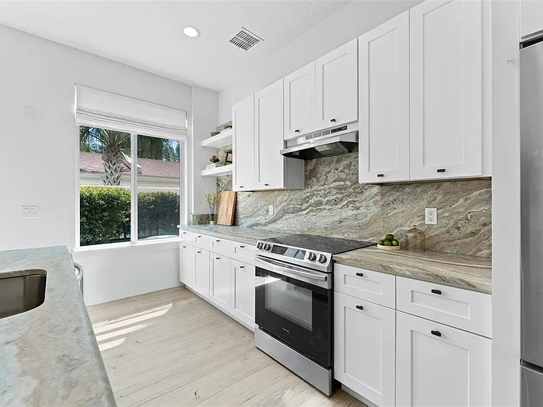 Lake Baldwin Ln — Photo 10