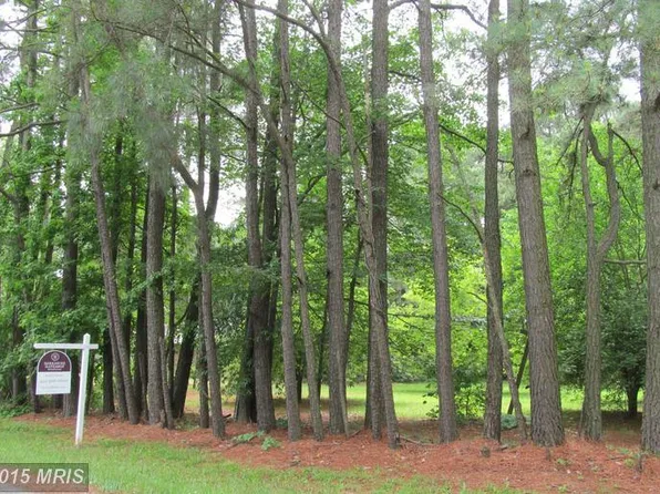 130 Pennick Dr, Stevensville, MD 21666