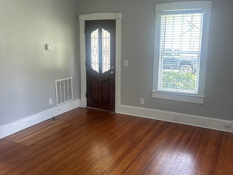 5 Kentucky Ave SE — Photo 3