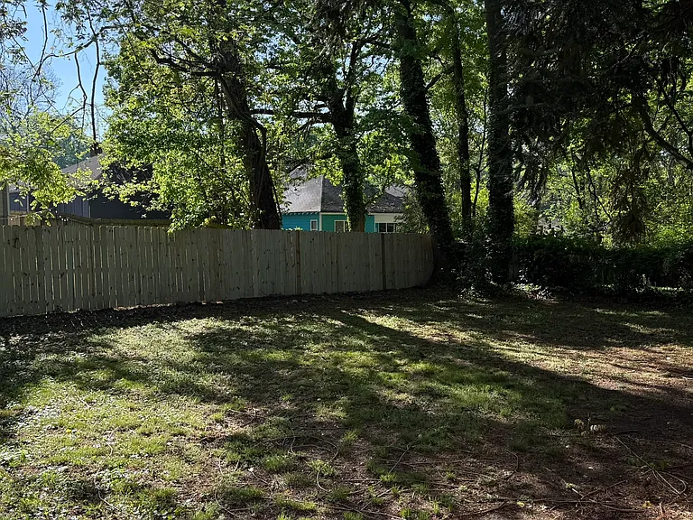 Large Fenced Back yard