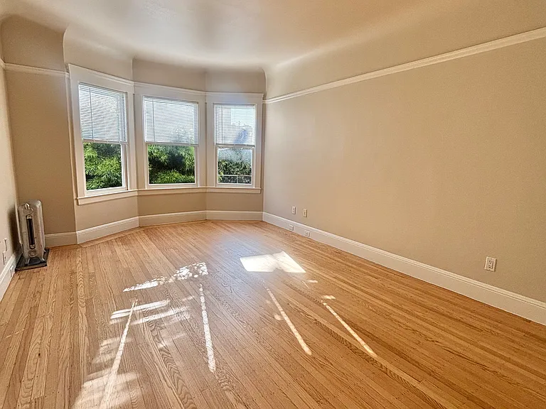 3575 Fillmore St #206 — Photo 6