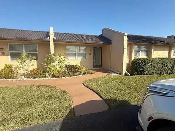 319 Golden River Drive, West Palm Beach, FL 33411