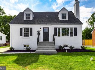 9518 Old Georgetown Rd, Bethesda, MD 20814