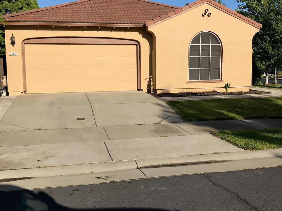 1st image of 7100 Roycroft Dr