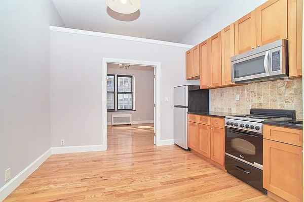 Rented by Living New York | media 38