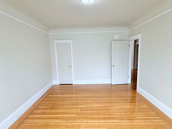 3rd image of 2530 Balboa St #11