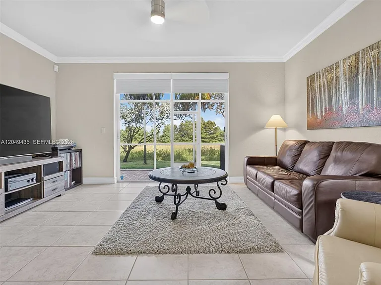 2475 W Cordoba Bnd — Photo 6