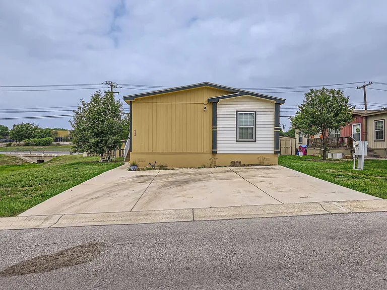 7460 Kitty Hawk #414 — Photo 3