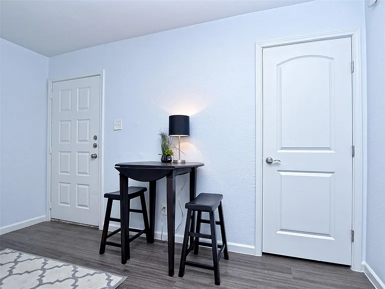 1840 Burton Dr #109 — Photo 5
