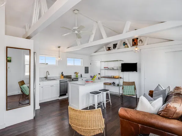 331 Commercial Street Unit 3, Provincetown, MA 02657