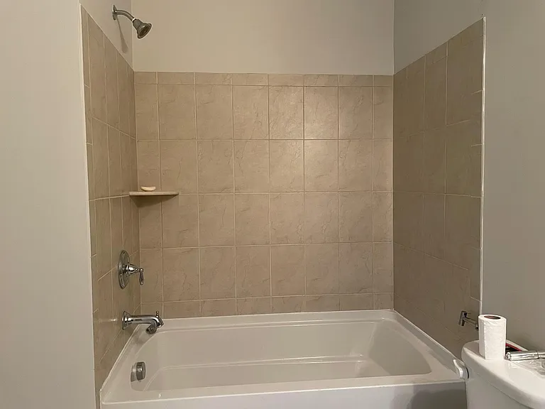 44037 Vaira Ter #290 — Photo 31