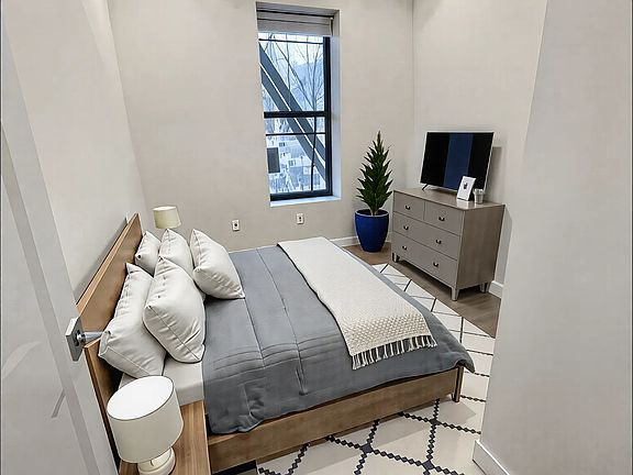 5th image of 15 Wyckoff St APT 10
