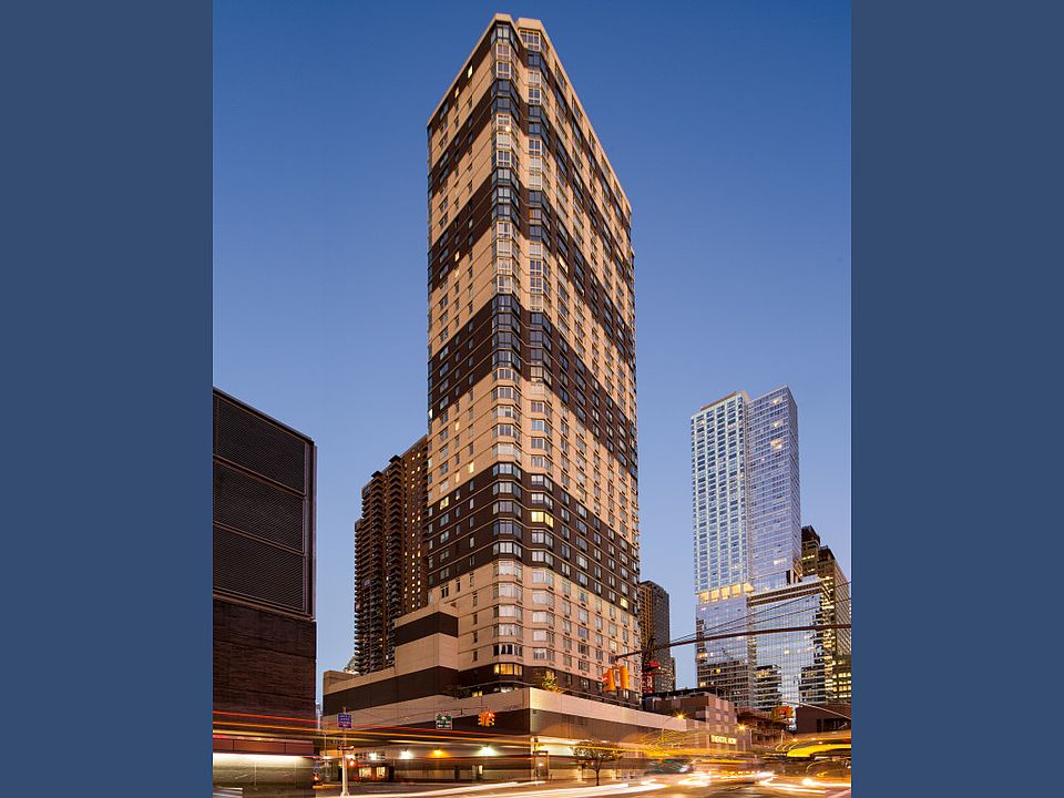 1st image of 420 W 42nd St APT 37G
