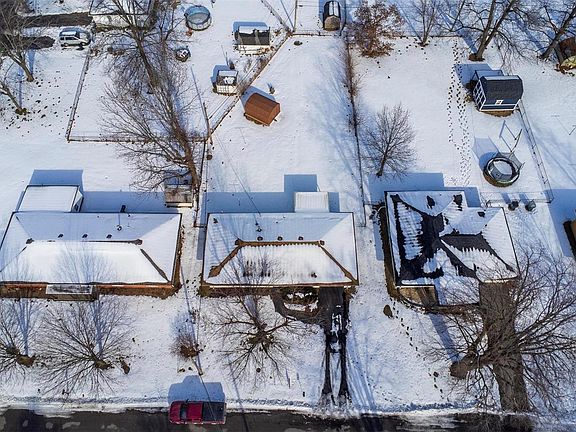 3rd image of 14 Moorland Dr