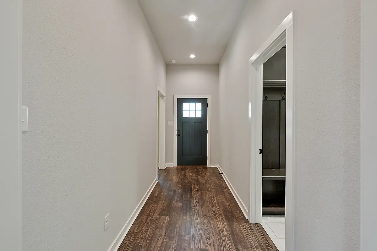 Building Photo - 3409 Alsace Ct