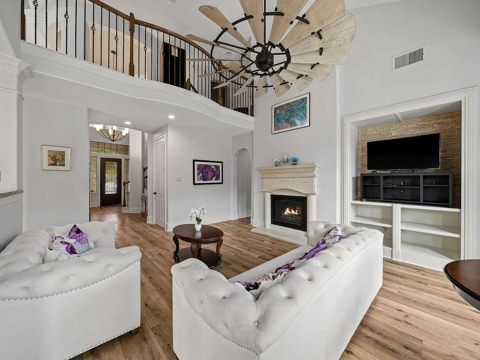4 bed, 2.5 bath, 2808 sqft, $3,500 — Photo 4
