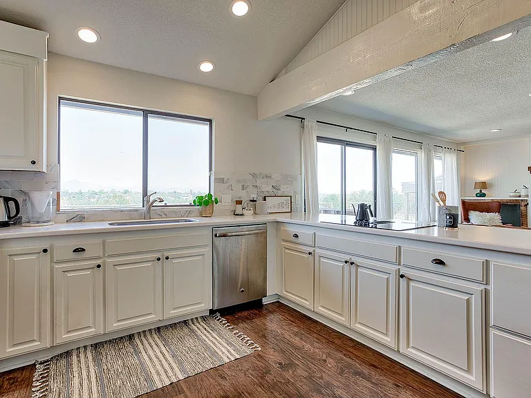 466 Woodcliff Dr #1 — Photo 9