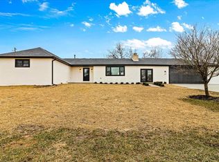 1933 London Groveport Rd, Grove City, OH 43123