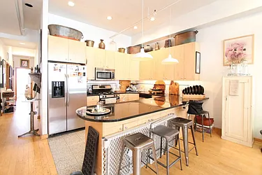 Rented by Level Group