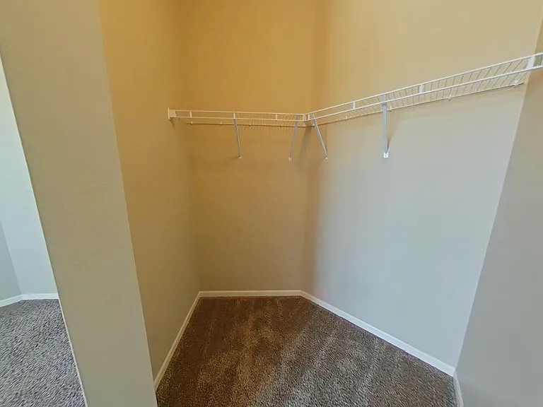Boulder Ridge Apartments — Photo 18