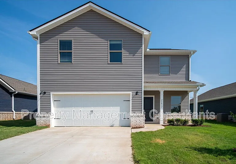 22857 Dashwood Ln — Photo 2