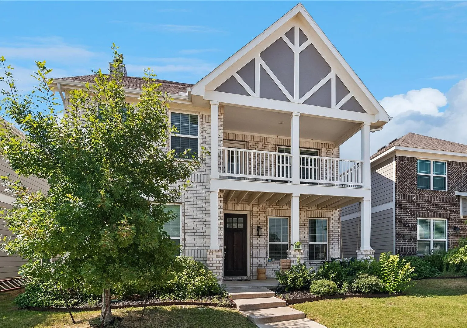 Incredible 4-Bedroom, 3.5 Bath Home — Photo 2