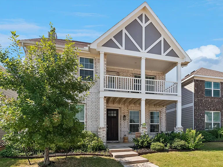 10032 Travis Dr — Photo 2