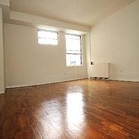 1st image of 132 Bank St
