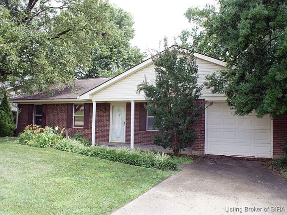 2nd image of 3008 Bluegrass Court