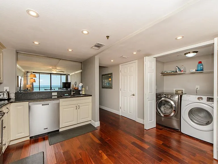 1250 Gulf Blvd #703 — Photo 9