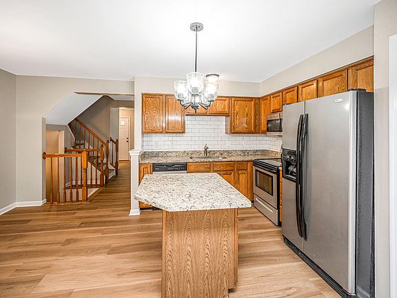 5th image of 9705 Becker Ct