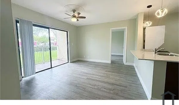 3 bed, 1250 sqft, $2,700 — Photo 2
