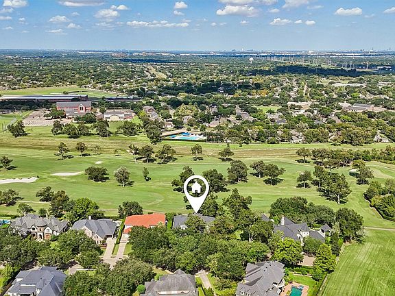 3rd image of 6 Farrell Ridge Dr