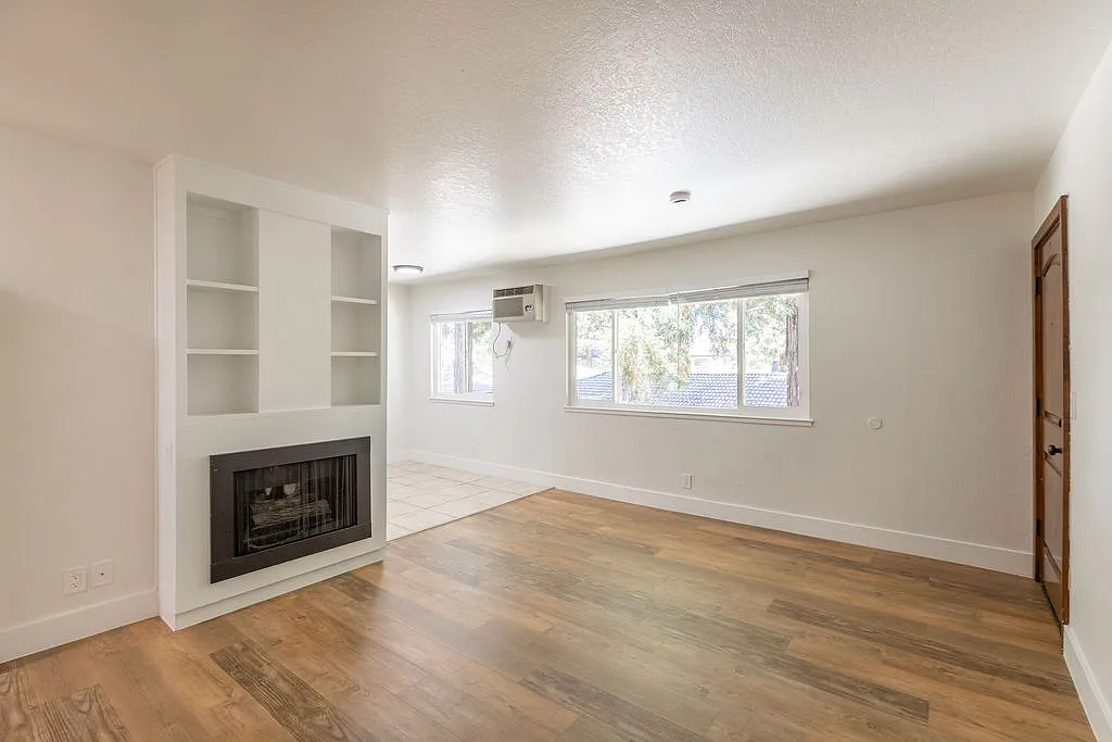 Floor plan 2 Bed 1 Bath