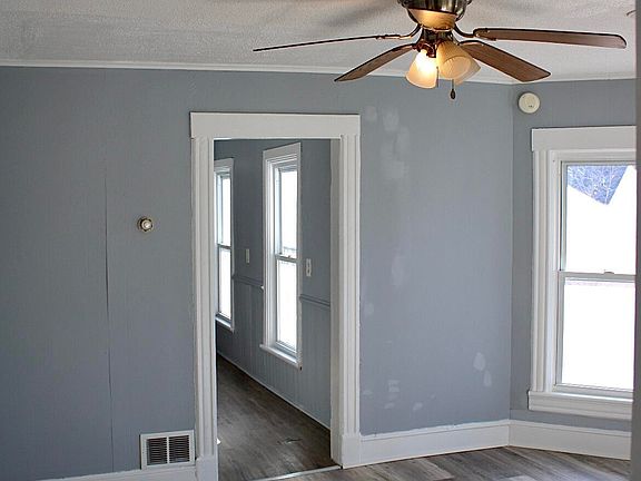 5th image of 22 Eagle Street