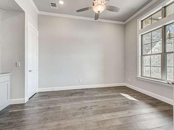 5th image of 233 Wimberley Dr