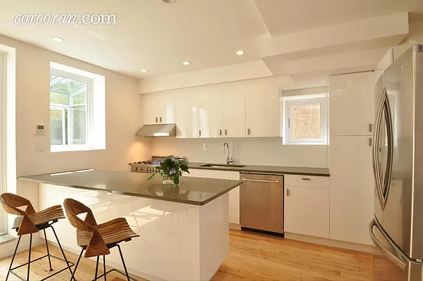 Rented by Corcoran | media 2