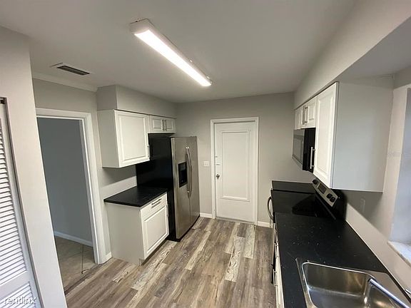 5th image of 1151 Fountainhead Dr