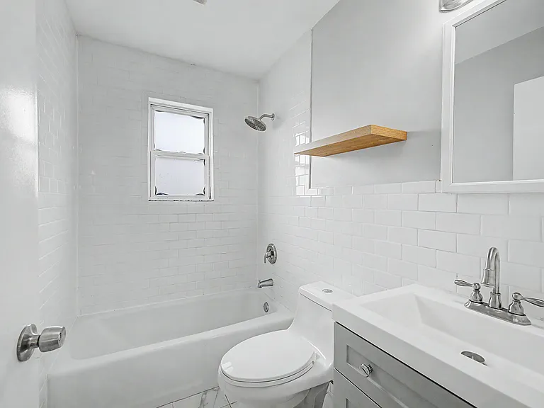 48 Nelson St #D — Photo 12
