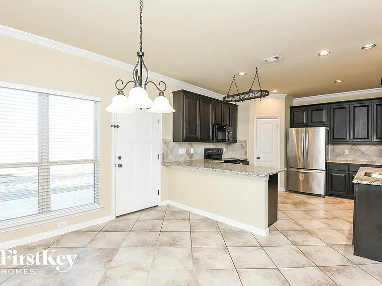 7428 Durness Dr — Photo 6