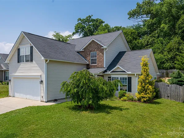 188 Black River Rd, Fletcher, NC 28732