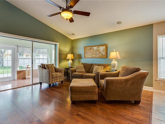5th image of 15044 Savannah Dr