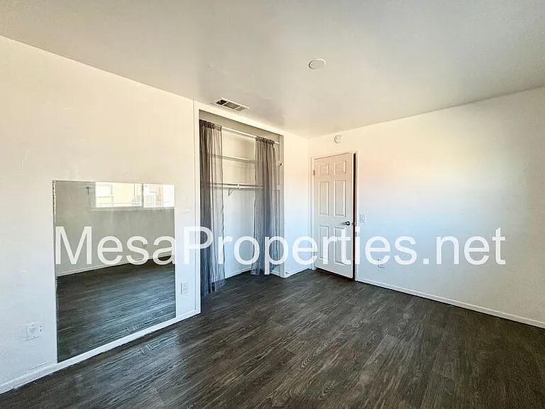 16142 Orange St #A — Photo 14