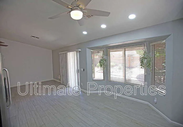 20622 N 102nd Ln — Photo 13
