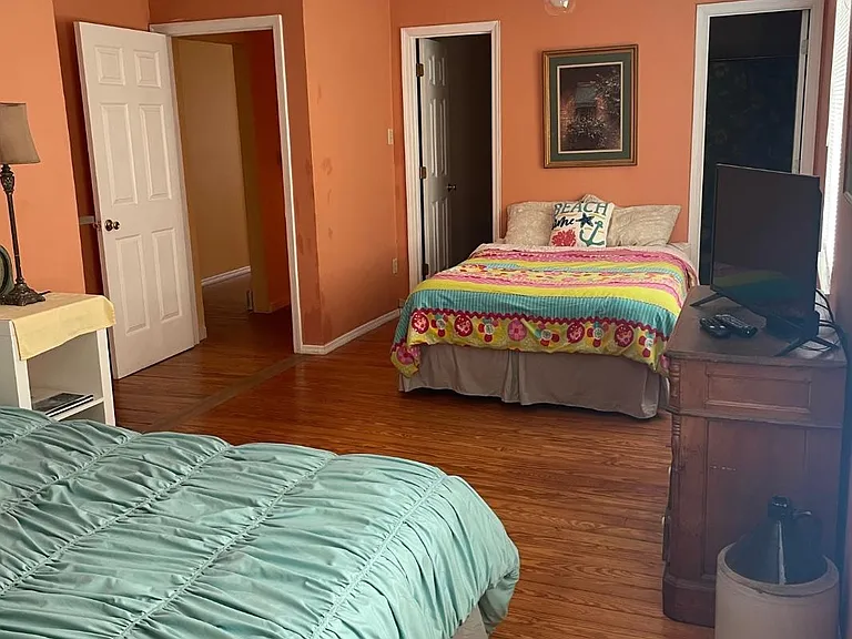 1603 Perrin Dr — Photo 22