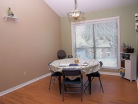 4th image of 2214 Country Oaks Dr