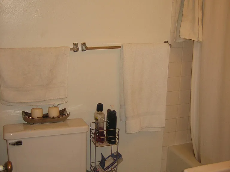 590 Holly Ave — Photo 16